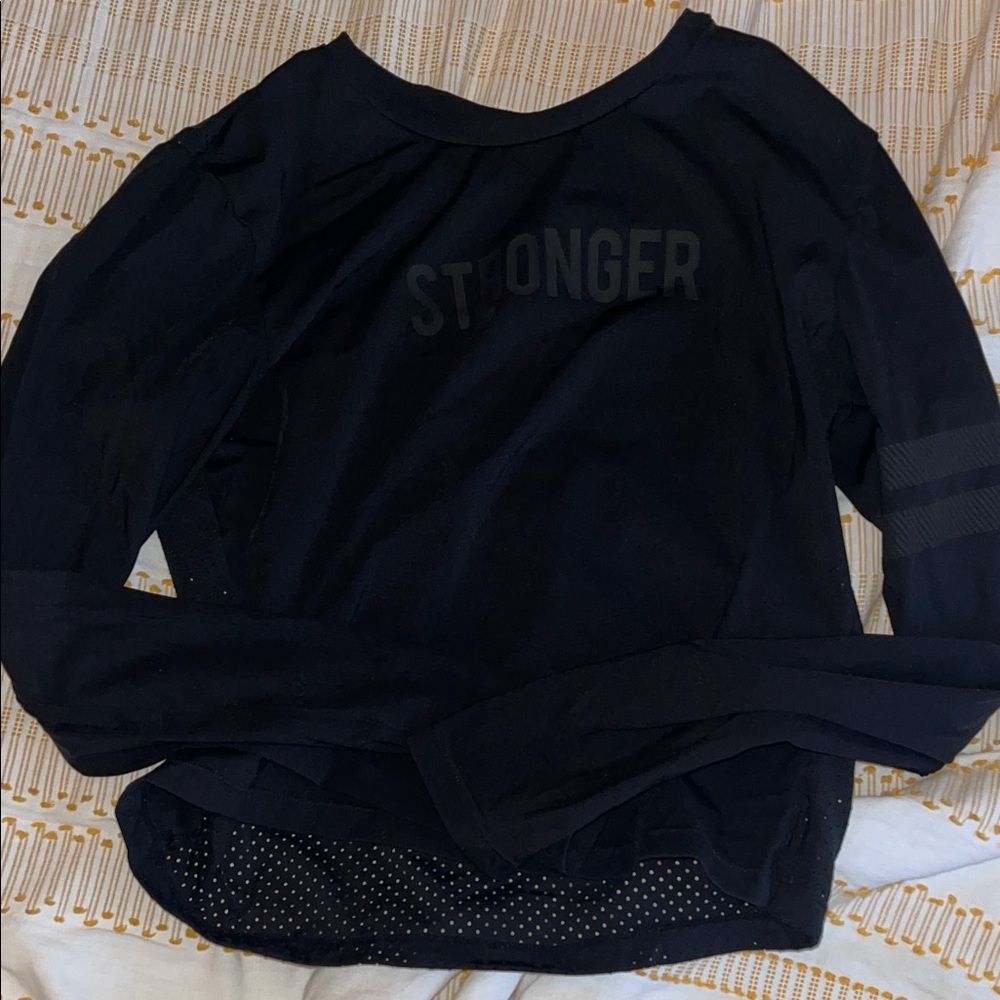 Women's Black 'Stronger' Long-Sleeve Performance Top